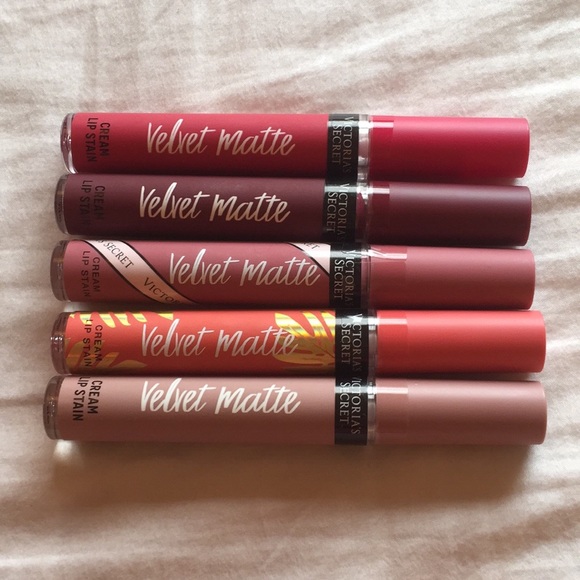victoria secret velvet matte lipstick set